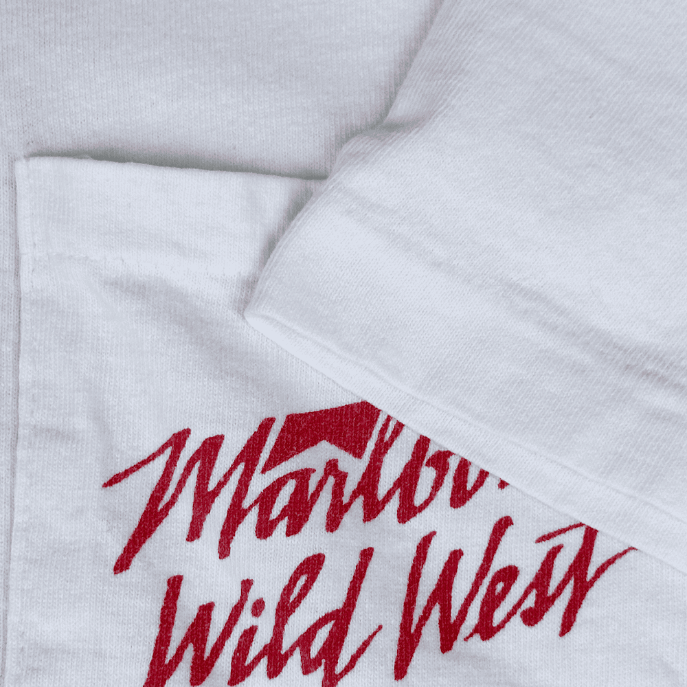 Vintage 90s Marlboro Wild West Collection Cowboy T-Shirt LARGE