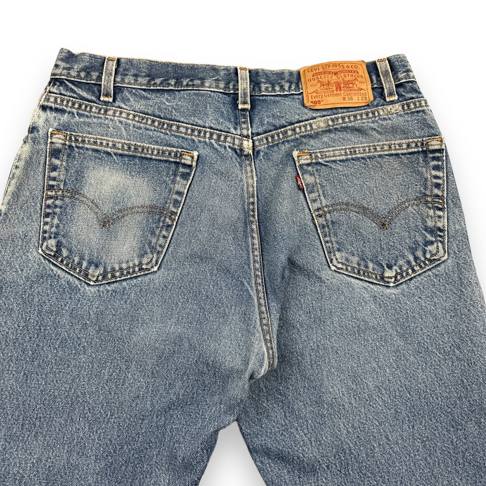 Vintage Levis Jeans 505 Regular Fit Straight Leg Medium Wash Blue Denim 35x29