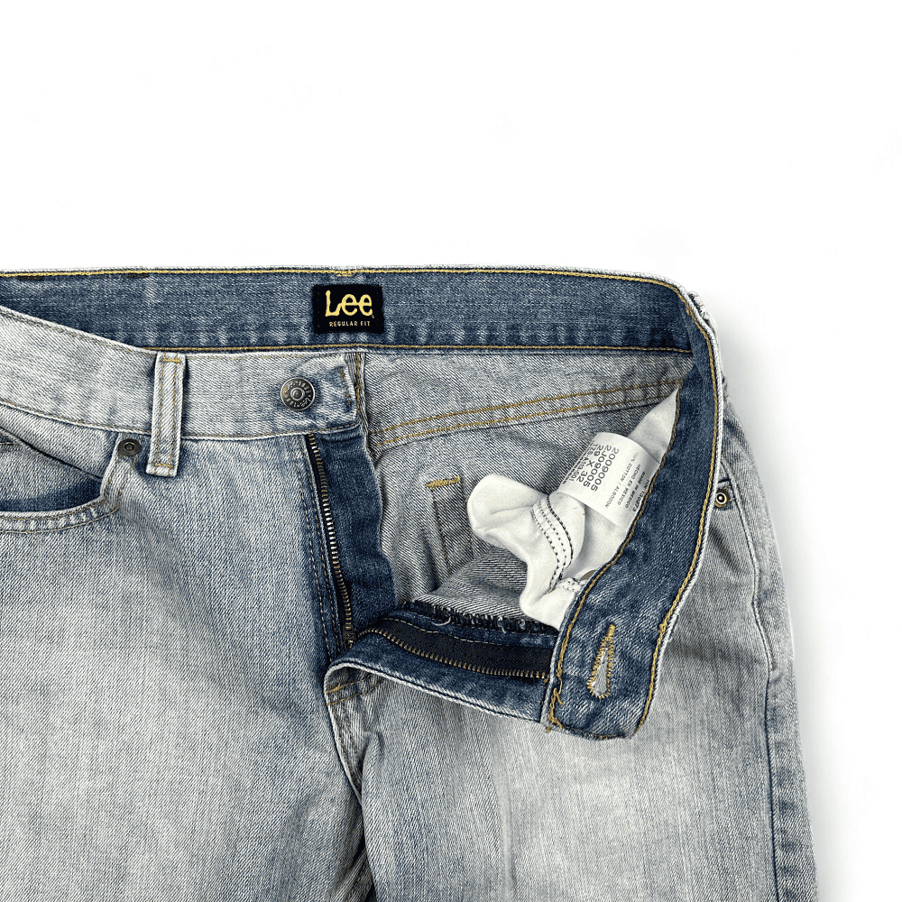 Vintage Lee Jeans 90s Light Wash Straight Leg Regular Fit Mens 29x31