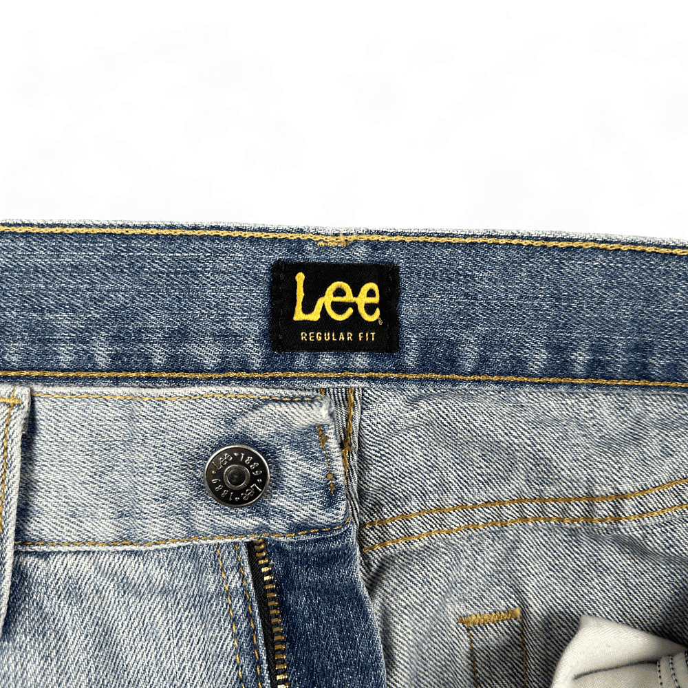 Vintage Lee Jeans 90s Light Wash Straight Leg Regular Fit Mens 29x31