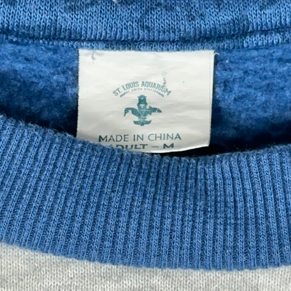 St Louis Aquarium Sweater Adult MEDIUM Gray Blue Sweatshirt Otter Union Station-4 St Louis Aquarium Sweater Adult MEDIUM Gray Blue Sweatshirt Otter Union Station