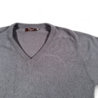 Vintage Harrod Sweater Adult LARGE Gray V Neck Acrylic Knit Raglan Preppy 80s