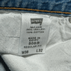 Levis 505 Jeans Mens 36x32 Blue Regular Fit Straight Leg Light Wash Denim Y2K