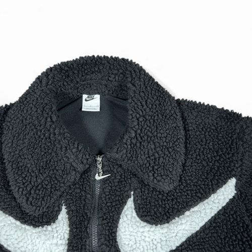 Nike Jacket Womens SMALL Black White Double Swoosh Fleece Sherpa Oversized Boxy