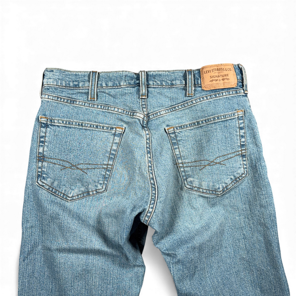 Levis Signature Jeans Mens 32x34 Blue Bootcut Medium Wash Denim Western Stretch-8 Levis Signature Jeans Mens 32x34 Blue Bootcut Medium Wash Denim Western Stretch