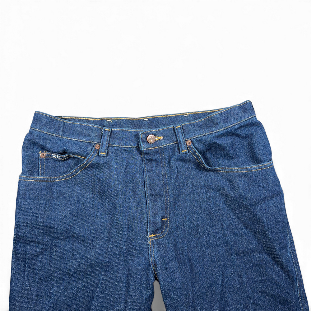 Vintage Lee Jeans Mens 34x30 Blue Straight Fit Dark Wash Cotton Poly Blend Y2K-3 Vintage Lee Jeans Mens 34x30 Blue Straight Fit Dark Wash Cotton Poly Blend Y2K