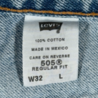 Vintage Levis Jean Shorts Mens 32 Blue Light Wash Denim 550 Regular Fit Y2K