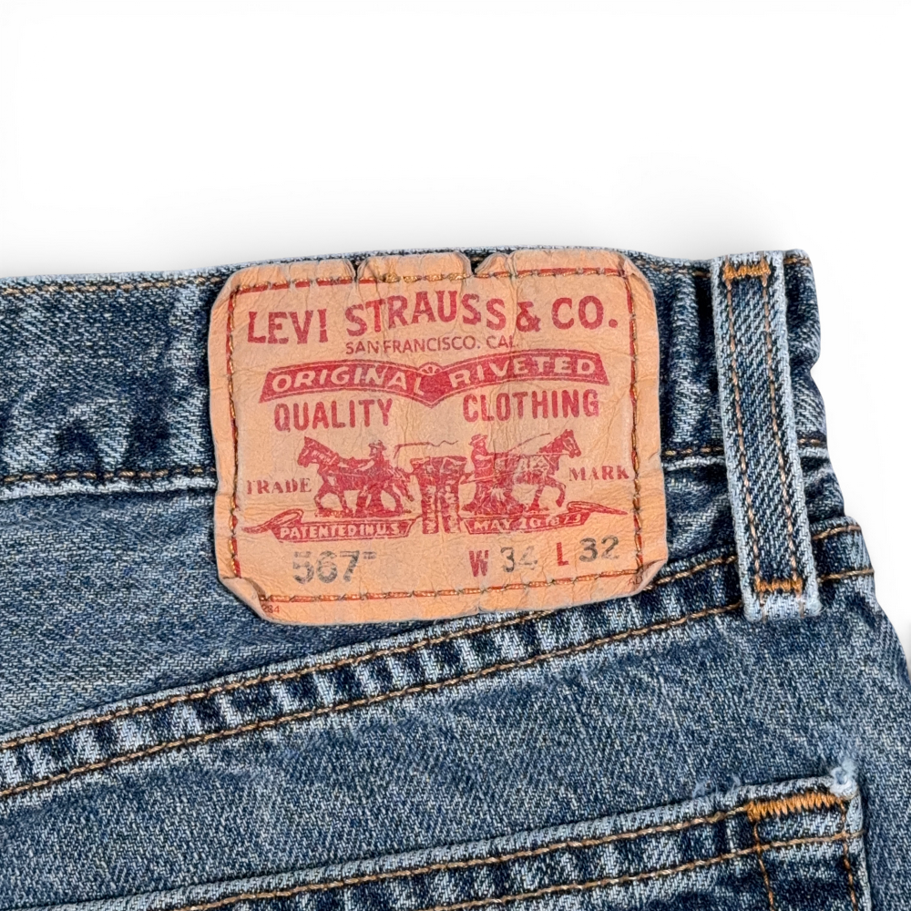 Vintage Levis 567 Jeans Mens 34x32 Blue Denim Loose Bootcut Button Fly Y2K