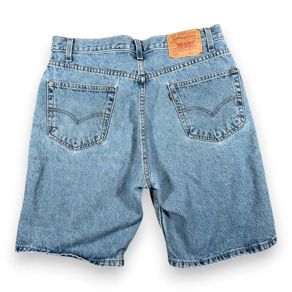 Vintage Levis Jean Shorts Mens 34 Blue Light Wash Denim 505 Regular Fit Y2K-2 Vintage Levis Jean Shorts Mens 34 Blue Light Wash Denim 505 Regular Fit Y2K