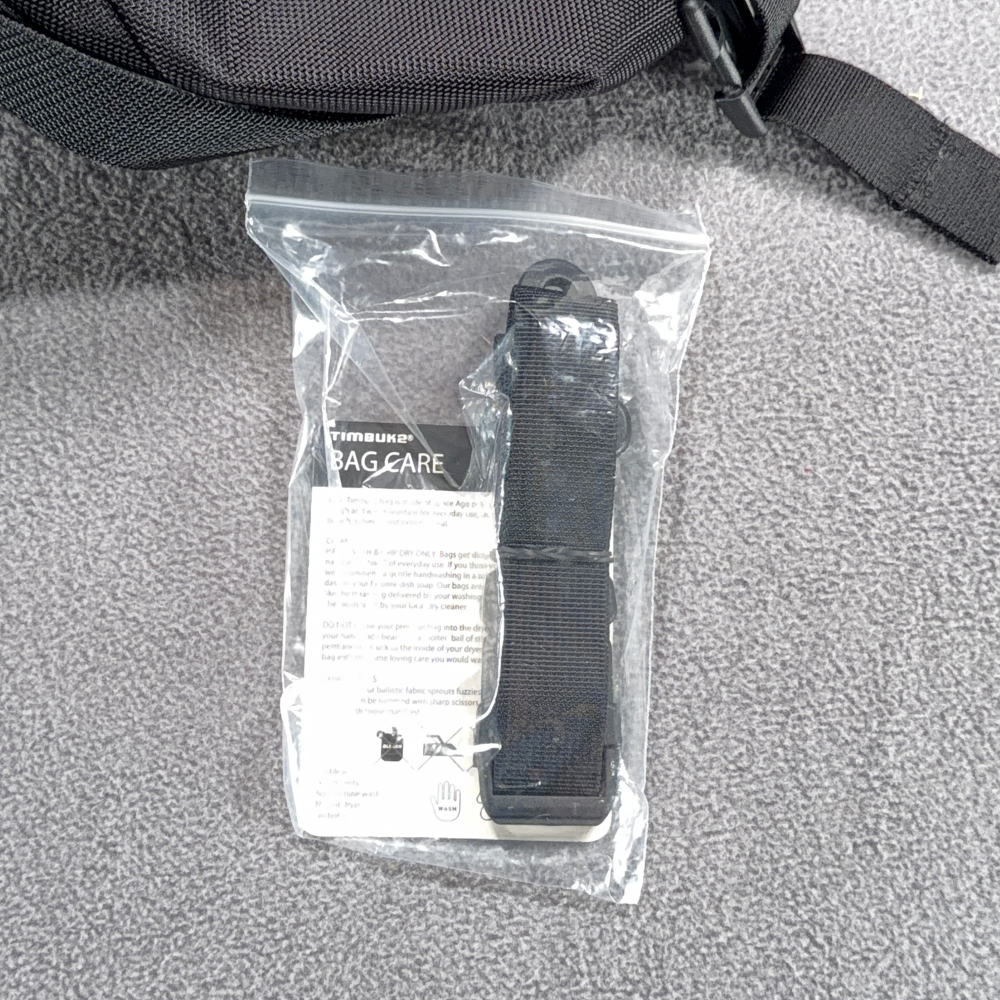 Timbuk2 Messenger Bag Large Black Nylon Crossbody Commuter Cycling Laptop Strap-17 Timbuk2 Messenger Bag Large Black Nylon Crossbody Commuter Cycling Laptop Strap
