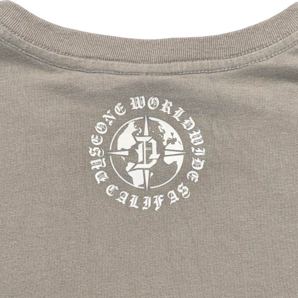 DyseOne Shirt Adult MEDIUM Gray Skeleton Couple Graffiti Streetwear Tattoo-4 DyseOne Shirt Adult MEDIUM Gray Skeleton Couple Graffiti Streetwear Tattoo