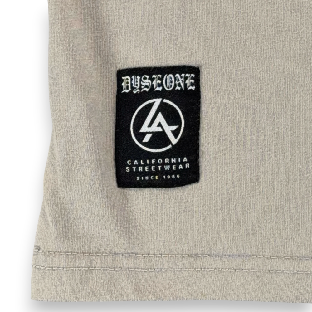 DyseOne Shirt Adult MEDIUM Gray Skeleton Couple Graffiti Streetwear Tattoo-7 DyseOne Shirt Adult MEDIUM Gray Skeleton Couple Graffiti Streetwear Tattoo