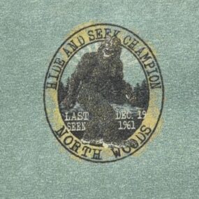 Bigfoot Shirt Adult LARGE Green Hide Seek Champion North Woods Sasquatch Y2K
