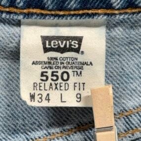 Vintage Levis Shorts Womens 34 Blue Jean Denim Cutoff 550 Relaxed Fit Cotton 90s