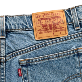 Vintage Levis Shorts Womens 32 Blue Jean Cotton Denim Low Rise Side Slits 90s