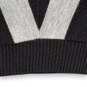Vintage Aldens Sweater Adult LARGE Black Red V Stripe Chevron Mod Orlon USA 60s