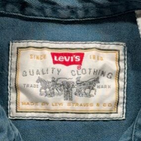 Vintage Levis Shirt Adult SMALL Green Red Tab Twill Metal Buttons Oversized 90s